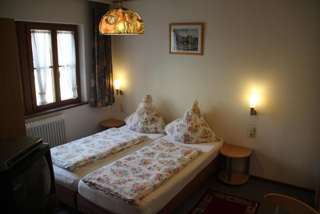 Pension Becker Rothenburg ob der Tauber Room photo
